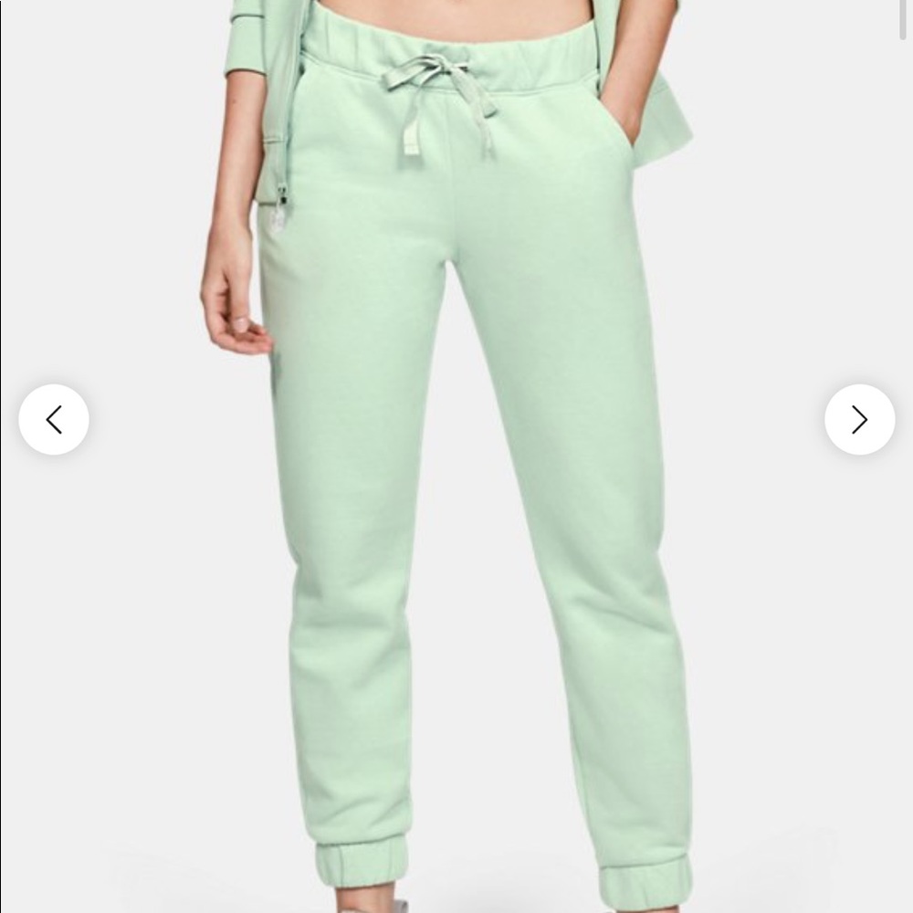Under Armour Recover mint fleece joggers